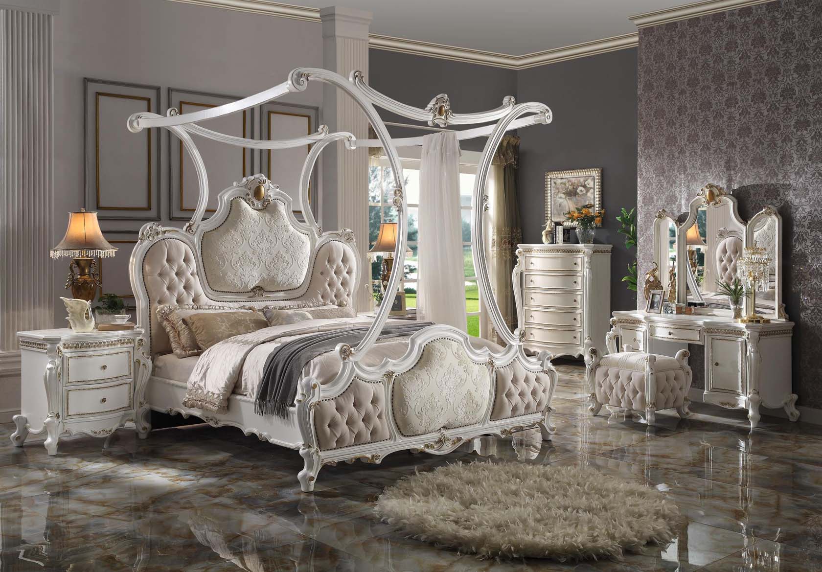Canopy Beds
